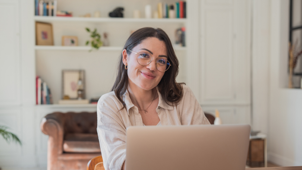 How to Actually Support Junior HR Hires (And Why Most Companies Get It Wrong)
